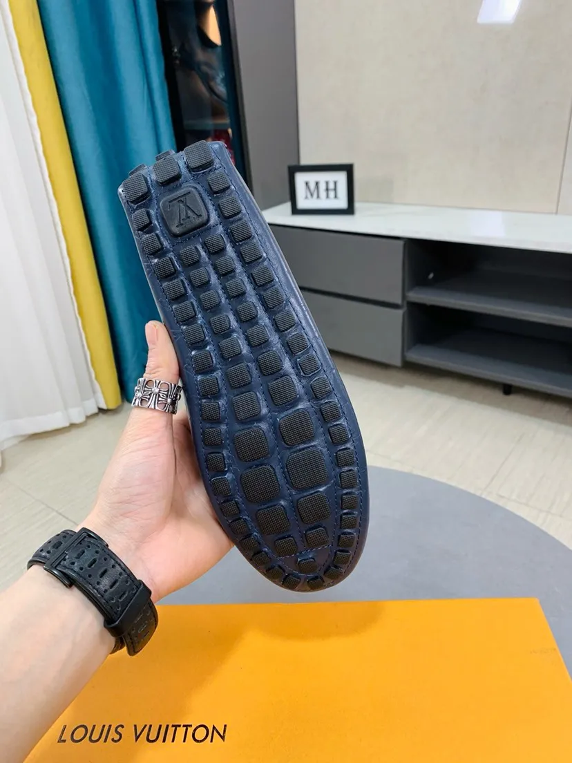 Men's men's shoes 💰458🌹🌹 Comes with full packaging [Louis Vuitton] LV Doudou shoe series, the leather materials used are all imported cowhide embossed 🐂The design is luxurious and elegant, perfectly interpreting the brand's luxury style 💪The upper is made of cowhide with imported genuine leather lining, it depends on the quality✅, code number: 38-44